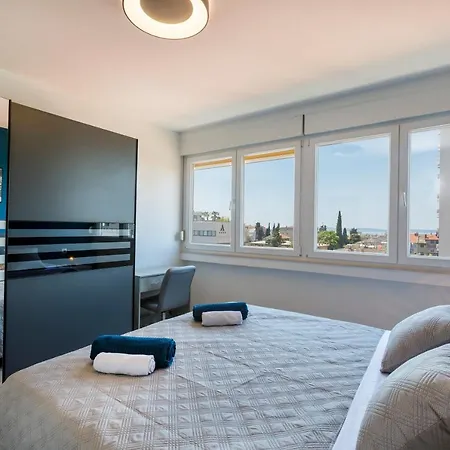 Sunny & Luxury Near City Center Apartamento